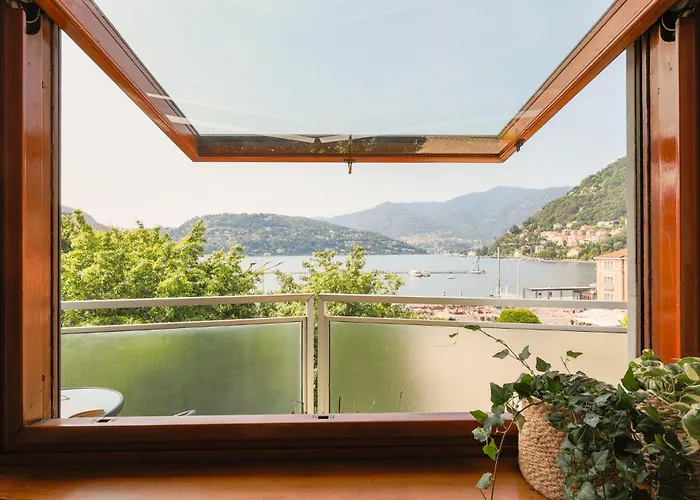 Apartman Piazza Cavour - By Myhomeincomo *