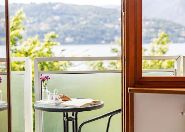 Apartman Piazza Cavour - By Myhomeincomo *