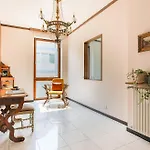 Apartamento Piazza Cavour - By Myhomeincomo *